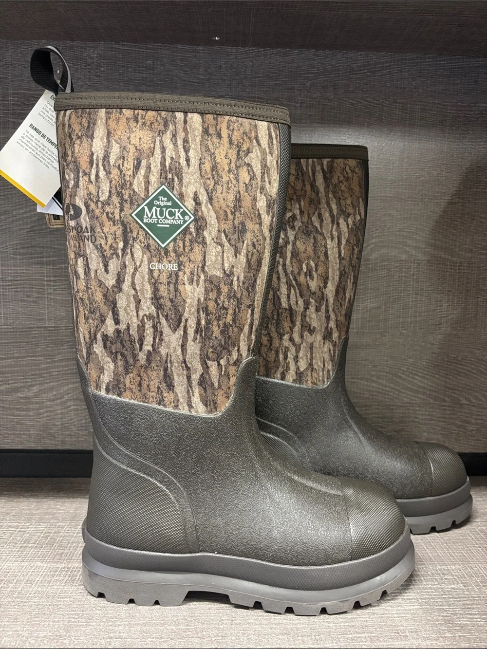Men's Muck Chore Classic Tall Boot (Brown/Mossy Oak) - Size 7